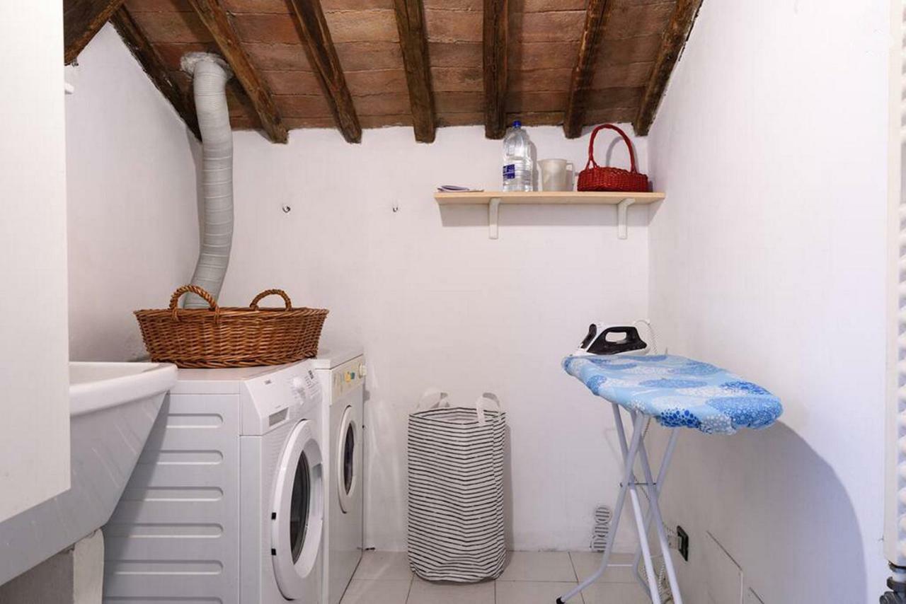Penthouse In Siena Near Piazza Del Campo Apartment ภายนอก รูปภาพ