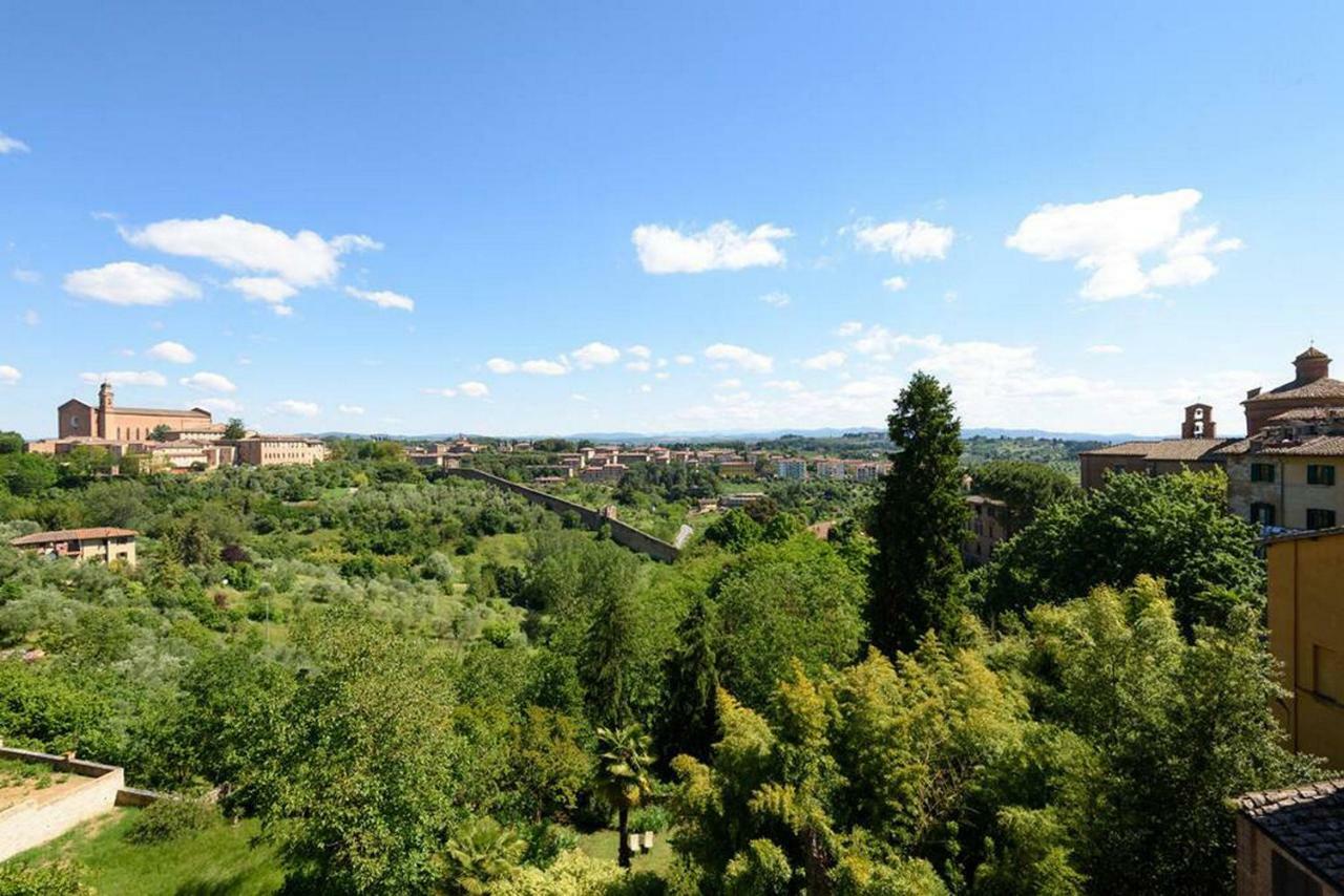Penthouse In Siena Near Piazza Del Campo Apartment ภายนอก รูปภาพ